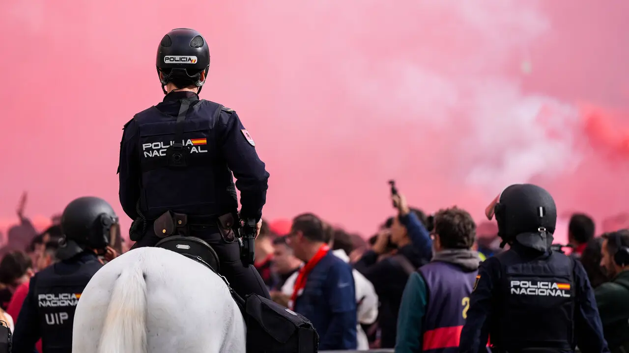  Dispositivo policial del &uacute;ltimo Gran Derbi. | Corchero/EP 