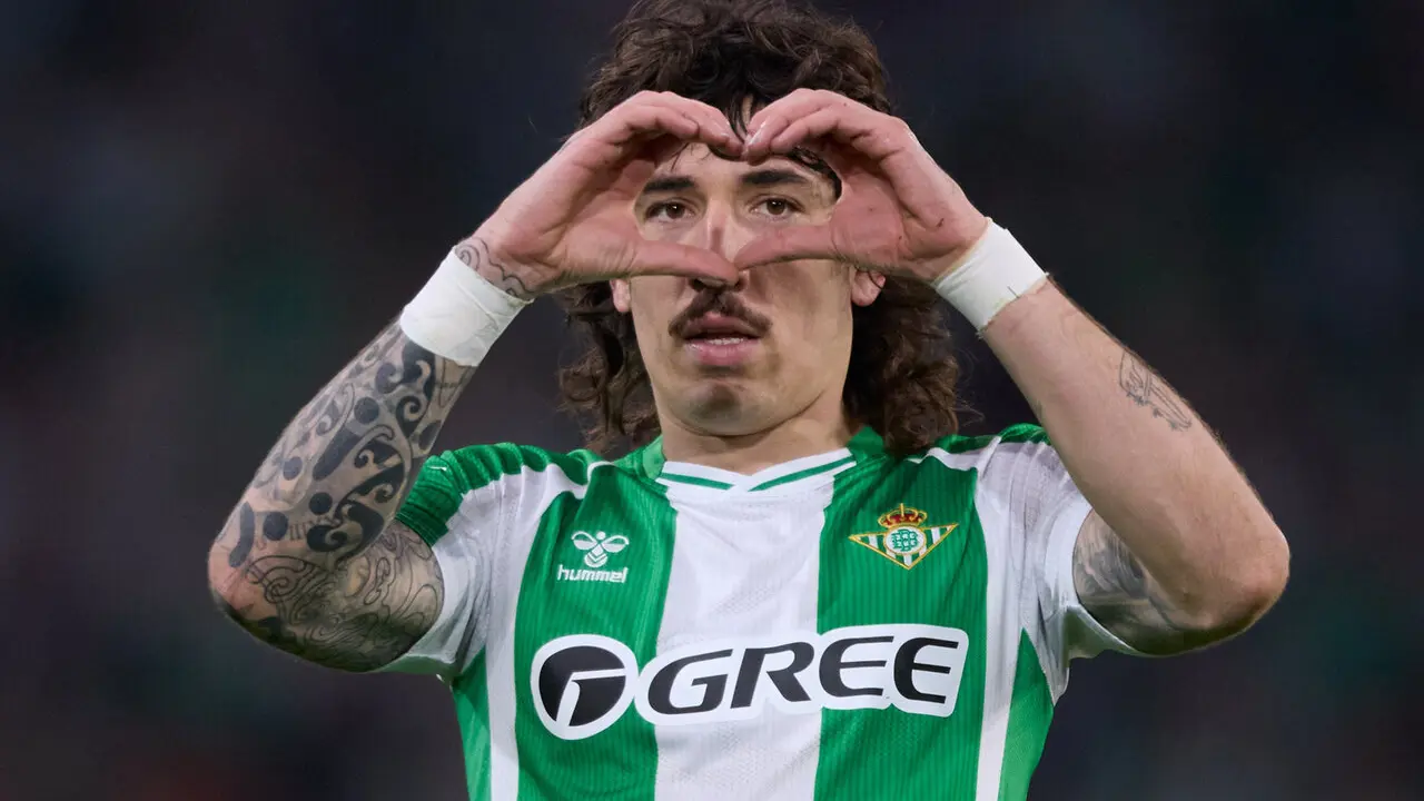  H&eacute;ctor Beller&iacute;n celebra su gol ante el Celta de Vigo. | RBB 