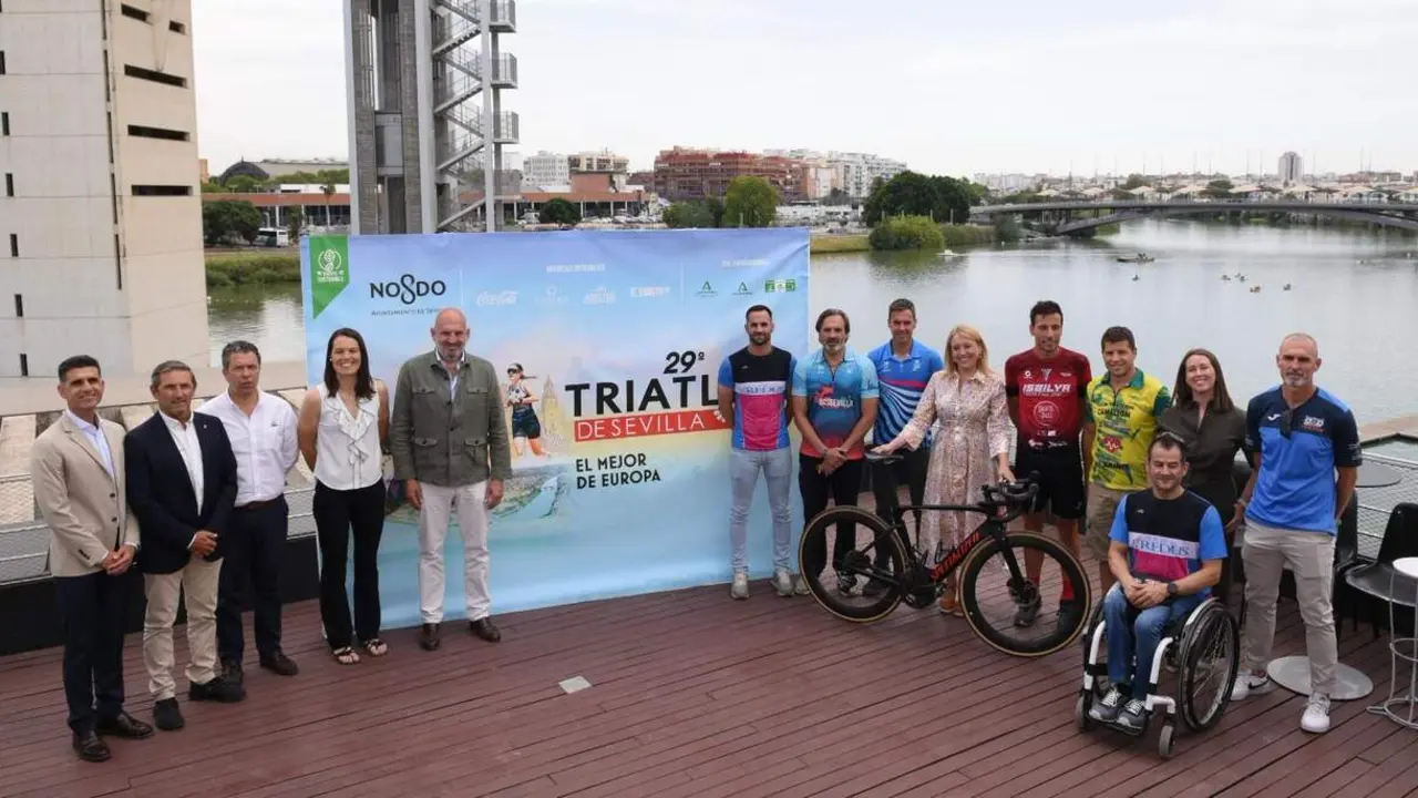  Presentaci&oacute;n de la 29 edici&oacute;n del Triatl&oacute;n de Sevilla. | AYTO 