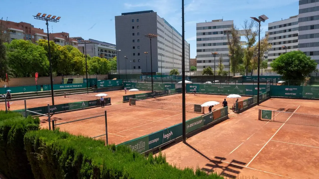  Instalaciones del Real Club de Tenis Betis. | RCTB 