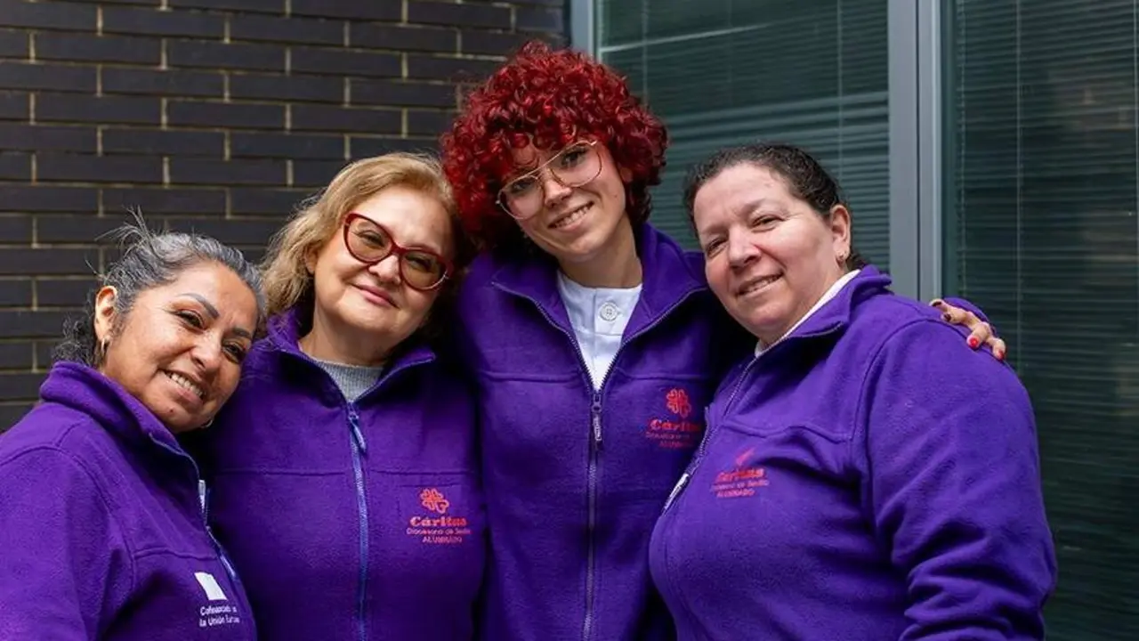  Voluntarias de la entidad eclesi&aacute;stica C&aacute;ritas Diocesana. | C&aacute;ritas 