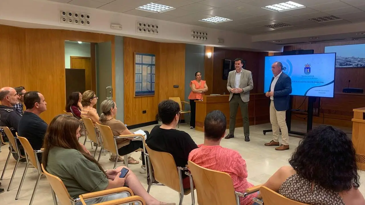  T&eacute;cnicos de Diputaci&oacute;n informan del nuevo plan de impulso a la digitalizaci&oacute;n de ayuntamientos |&nbsp;DIPUTACI&Oacute;N DE SEVILLA 