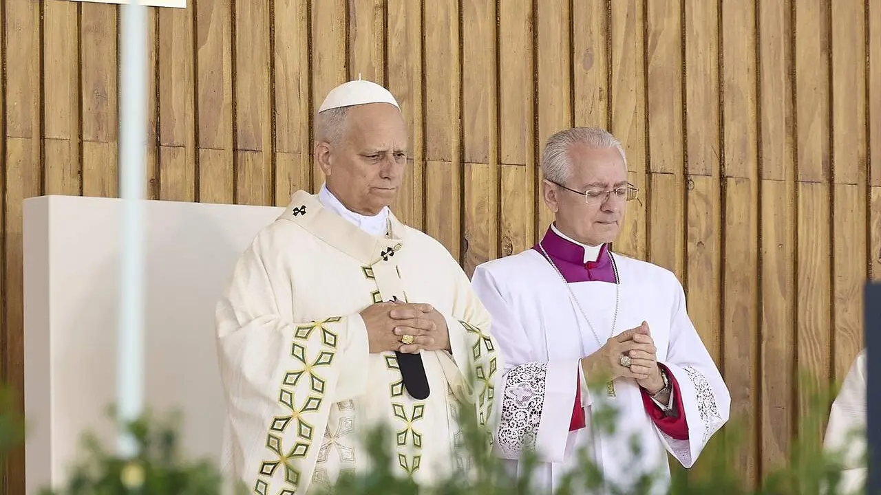  El Papa Le&oacute;n XIV preside la misa de la festividad del Corpus Christi, en la Plaza de Cibeles | Jes&uacute;s Hell&iacute;n / Pool / Europa Press 