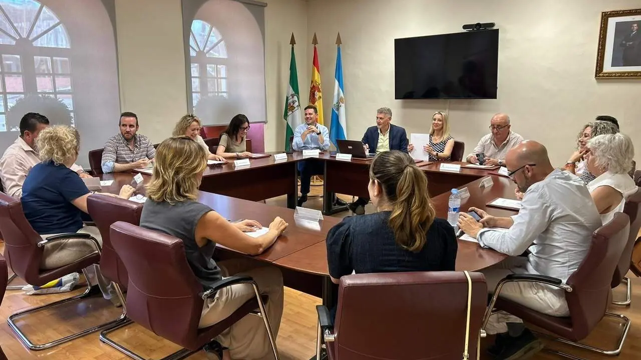  Imagen de la Junta de Gobierno Local del Ayuntamiento de Alcal&aacute; de Guada&iacute;ra |&nbsp;AYTO. DE ALCAL&Aacute; DE GUADA&Iacute;RA 