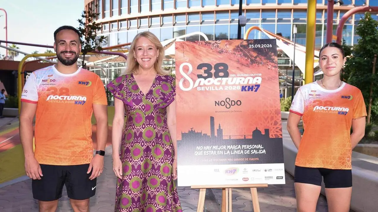  Mar&iacute;a Tena, delegada de Deportes, ha animado &ldquo;a todos los aficionados al deporte a participar en esta carrera &uacute;nica, que se caracteriza por su car&aacute;cter popular y l&uacute;dico" 