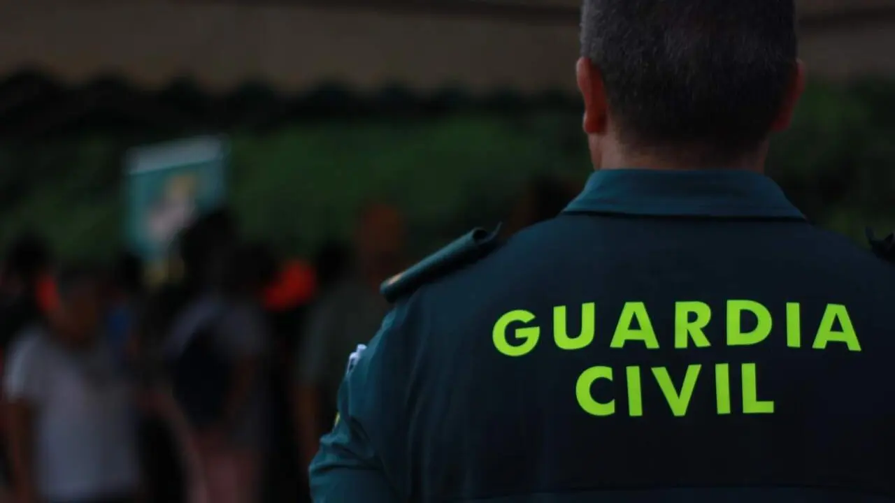   Agente de la Guardia Civil. | Guardia Civil.  