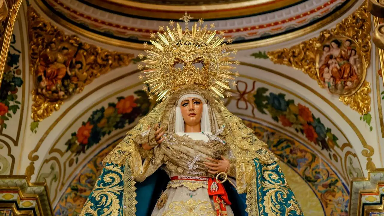  La Esperanza de Triana en su nuevo camar&iacute;n |&nbsp;HDAD 