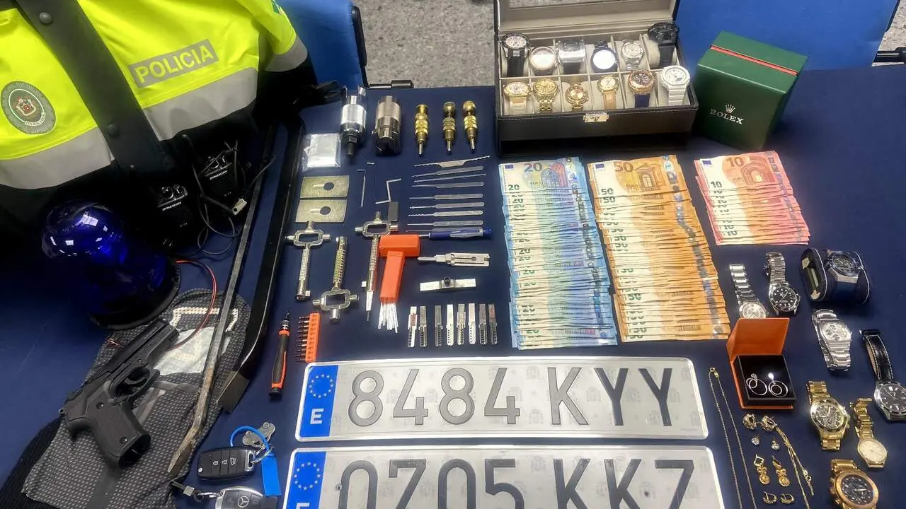  Objetos recuperados en Sevilla tras la intervenci&oacute;n de la Polic&iacute;a Nacional | POLIC&Iacute;A NACIONAL 