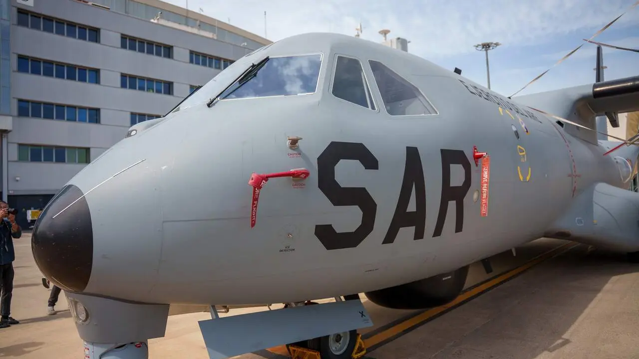  Imagen del primer avi&oacute;n C295 en configuraci&oacute;n de salvamento mar&iacute;timo (SAR) que Airbus Defence entrega al Ej&eacute;rcito del Aire y del Espacio. A 24 de junio de 2026 en Sevilla (Andaluc&iacute;a, Espa&ntilde;a). 
