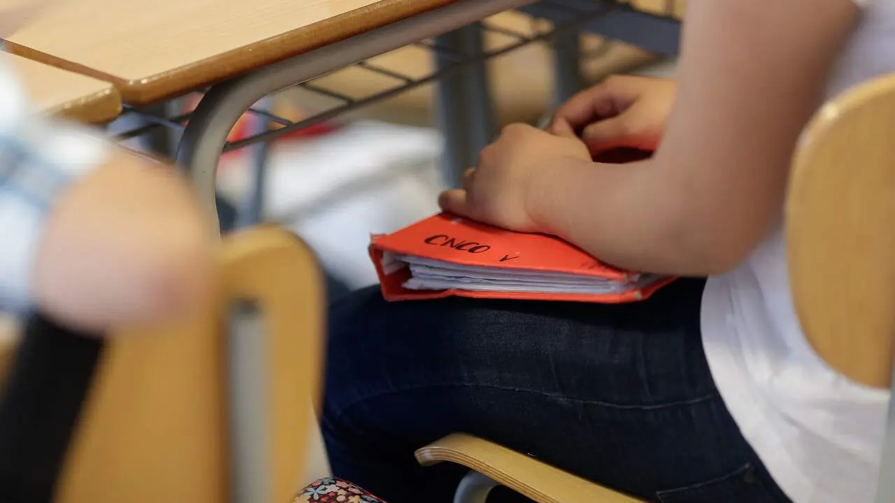 Archivo - Imagen de recurso de una estudiante en un aula |&nbsp;E.P. 