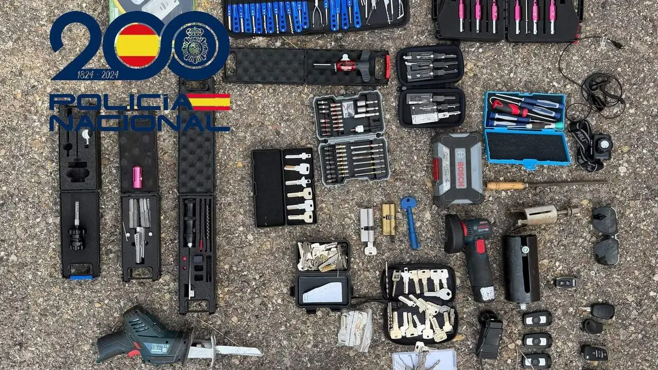  Pertenencias intervenidas en Sevilla |&nbsp;POLIC&Iacute;A NACIONAL 