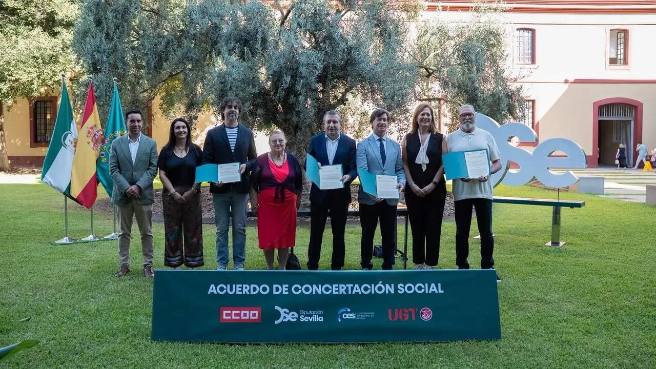  La firma del acuerdo de concertaci&oacute;n social en la provincia de Sevilla. | DIPU 