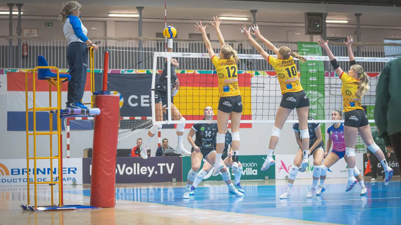  Partido en competici&oacute;n europea del Fundaci&oacute;n Cajasol Andaluc&iacute;a durante la pasada temporada. | FCA 