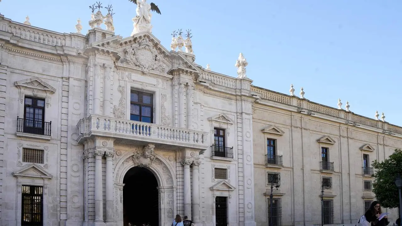  Archivo - Fachada del Rectorado (Universidad de Sevilla) | US 